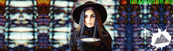 Девушка в шляпе